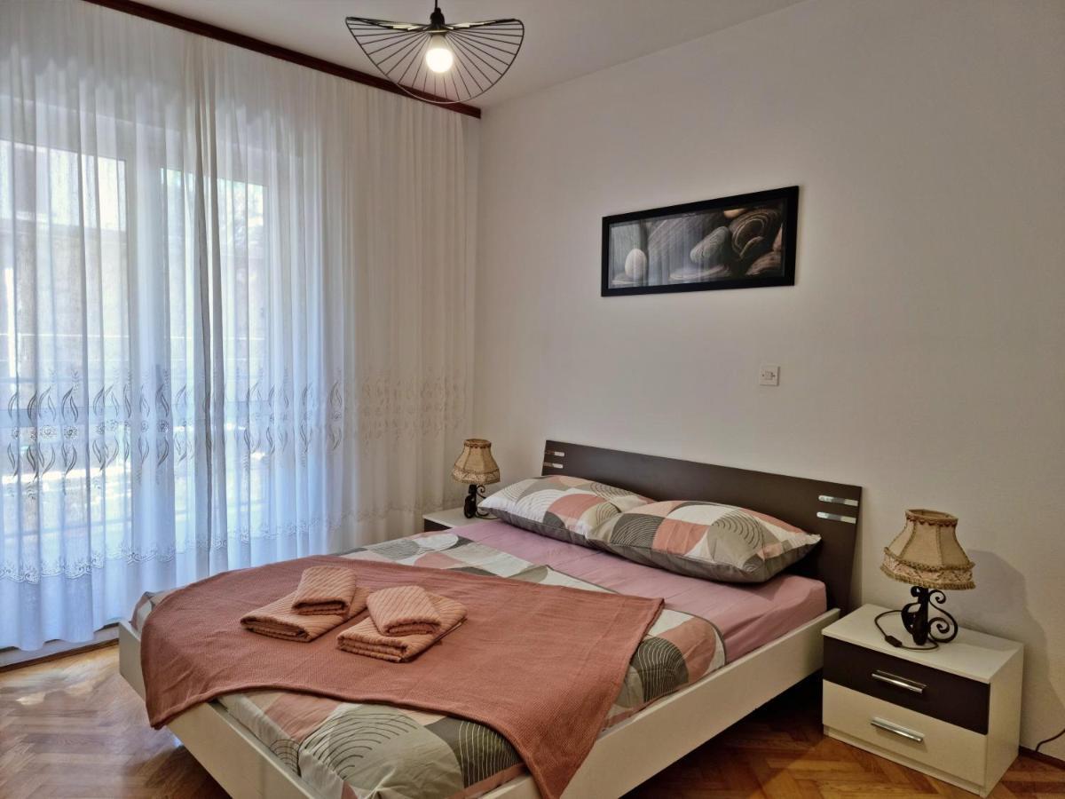 Apartment Hana Omiš Exterior foto